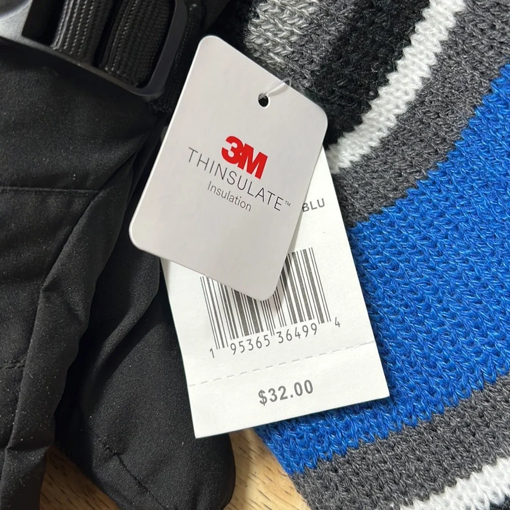 New, shipped fast- ZX Outdoor Beanie & Winter Glove Set K8